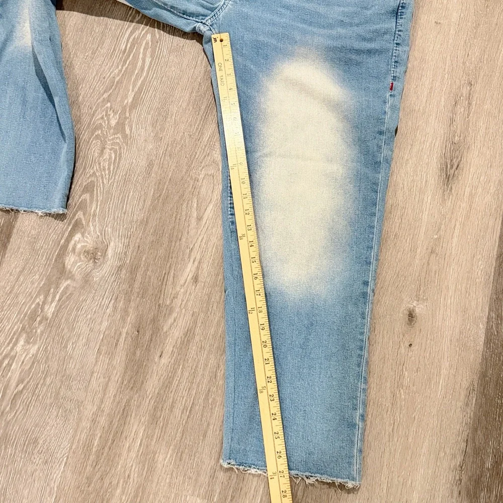 True Religion Ricky Flap Relaxed Straight Big T Straight Jeans Light Blue 36